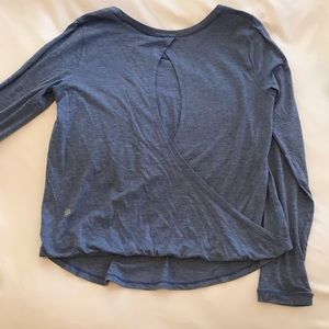 Lululemon blue top sz 6